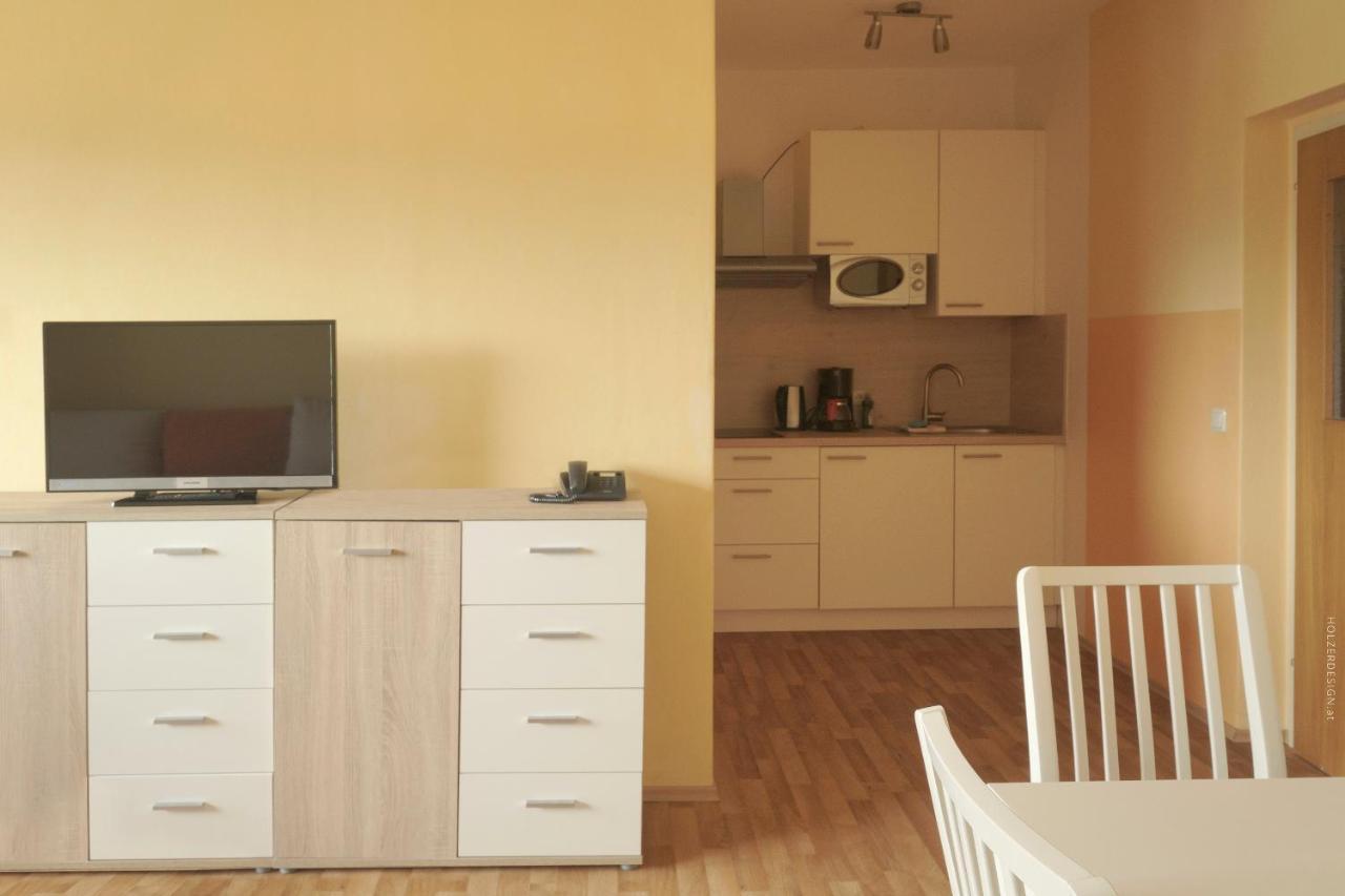 Appartementhotel Karawankenblick Portschach am Woerthersee Ngoại thất bức ảnh