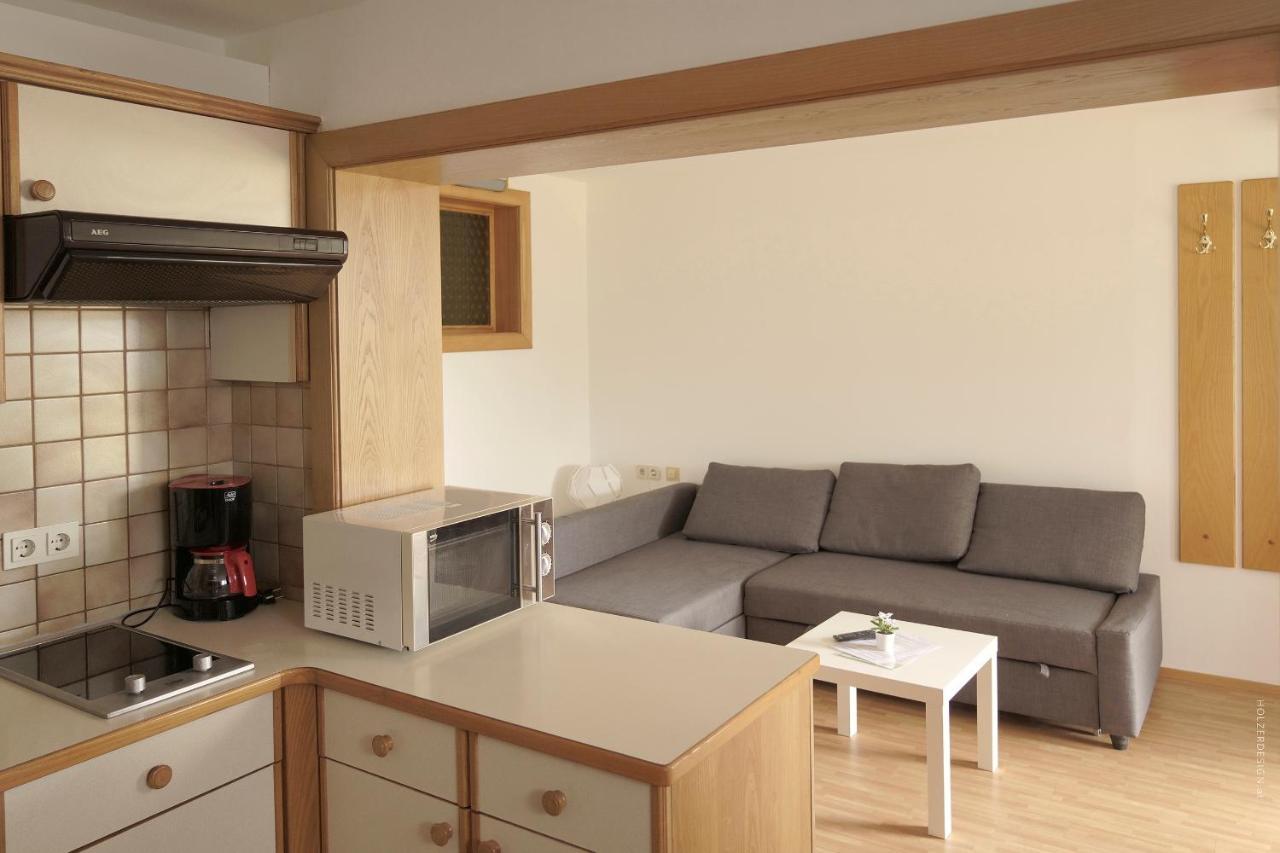 Appartementhotel Karawankenblick Portschach am Woerthersee Ngoại thất bức ảnh