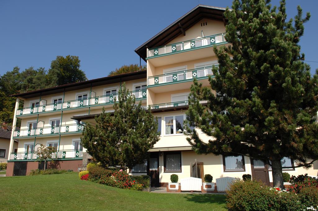 Appartementhotel Karawankenblick Portschach am Woerthersee Ngoại thất bức ảnh