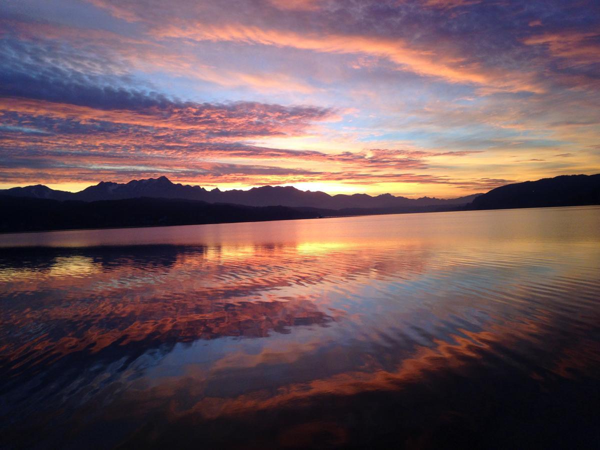 Appartementhotel Karawankenblick Portschach am Woerthersee Ngoại thất bức ảnh